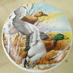 CERAMIC CABINET KNOB DUCKS DUCK MALLARD