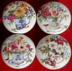 <b>Cabinet Knobs w/Coffee Cups &amp; Flowers </b>