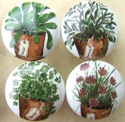 <b>Cabinet knobs w Potted Spices</b>